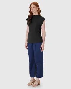 Blusa Ampla Feminina Decote Redondo Manga Curta Em Malha Viscose Canelada Preto - P