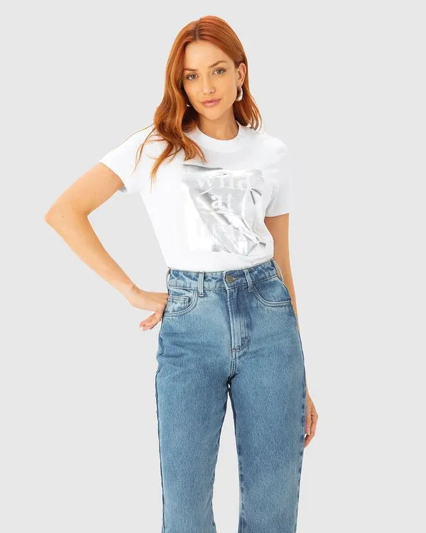 T-Shirt Feminina Slim Wild At Heart Estampa Foil Em Algodão - ENFIM Branco - P