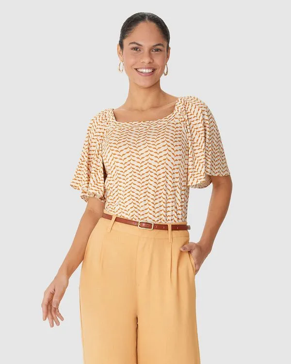 Blusa Feminina Estampada Decote Reto Em Malha Viscolinho Stretch Marrom - M
