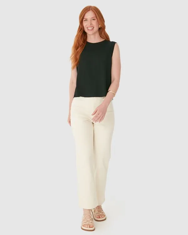 Calça Straight Cropped Feminina Bolso Funcional Em Sarja Com Elastano Off White - 38