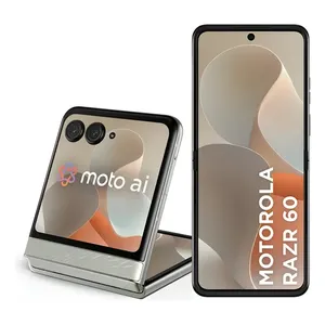 Smartphone Motorola Razr 60 - 256gb 24gb (12gb Ram+12gb Ram Boost) Tela Dobrável 6,9 Poled E Externa 3,6 Moto Ai Camera Ip48 - Branco