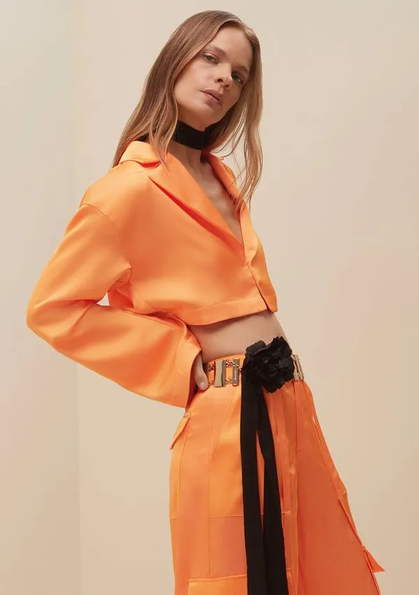 Camisa Morena Rosa Manga Longa Detalhe Costas Laranja P
