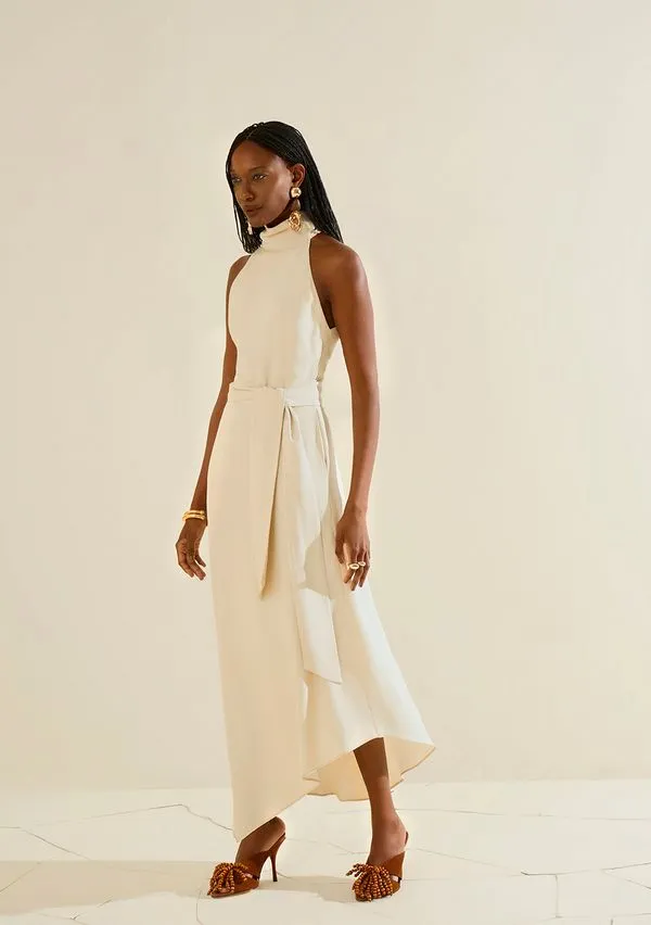 Vestido Morena Rosa Ajustado Gola Alta Sem Manga Midi Bege M