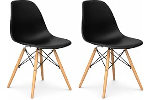 Kit com 2 Cadeiras Eiffel Assento em Polipropileno Base de Madeira Design Moderno Confortável e Resistente (Preta)