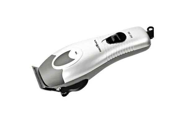 Máquina de Cortar Cabelo Britânia 14W Preto e Prata 127V