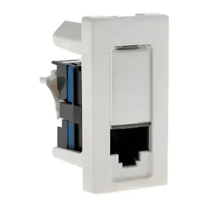 Módulo Tomada Informática RJ45 CAT5E Viva Legrand Módulo Tomada Informática RJ45 CAT5E Branca Viva