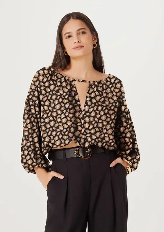 Blusa Cropped Feminina Animal Print - Marrom P