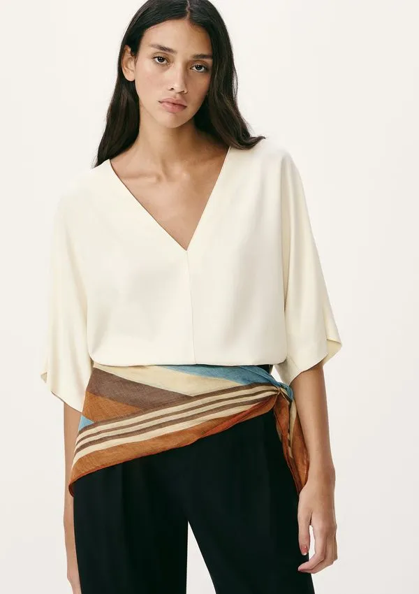 Blusa Feminina Decote V Manga 3/4 - Creme P