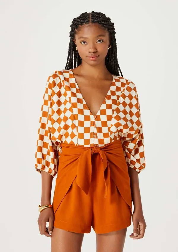 Blusa Cropped Feminina Estampada Com Botões - Marrom P