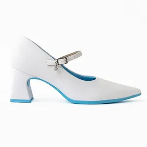 Scarpin Boneca Smurfs Salto Alto Branco Neve 36