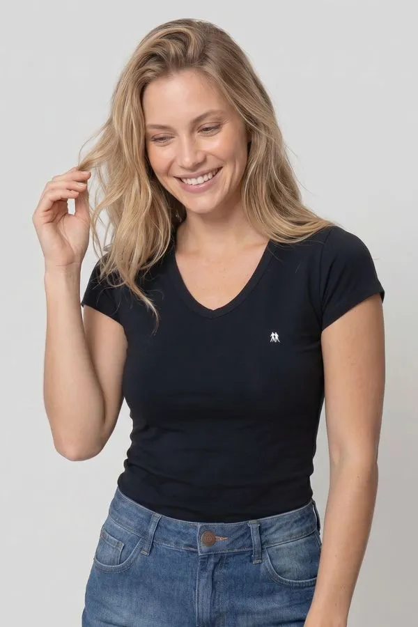 T-Shirt Básica Decote V Polo Wear Preto GG