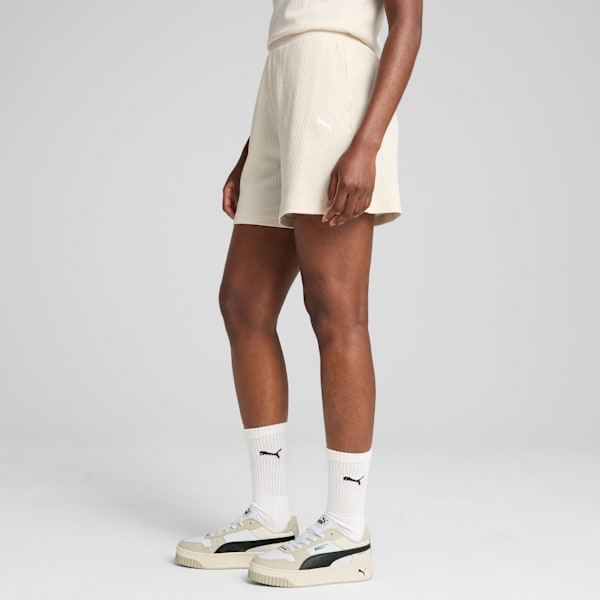 Shorts ESS ELEVATED 5" High-Rise Rib Feminina