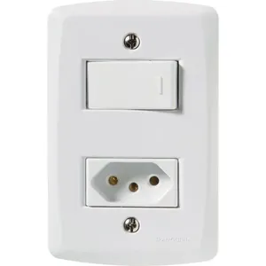 Conjunto 4x2 com 1 Interruptor Simples 10 A 250 V e 1 Tomada 2P+T 10 A 250 V Tramontina Lux2 Branco