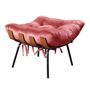 Puff Costela Suede Rosa 280 Pés Retos de Madeira Bella Decor