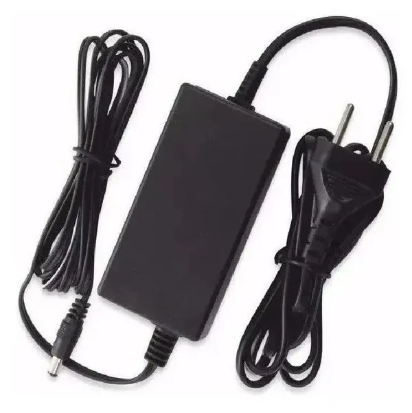 Fonte 12v 5a Bivolt 5 Amperes Plug P4 - Preta