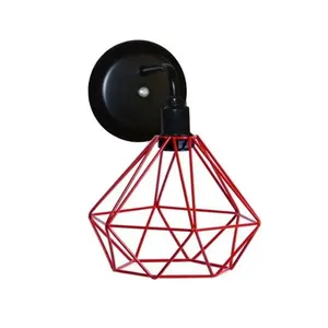 Arandela Diamante Vermelho.