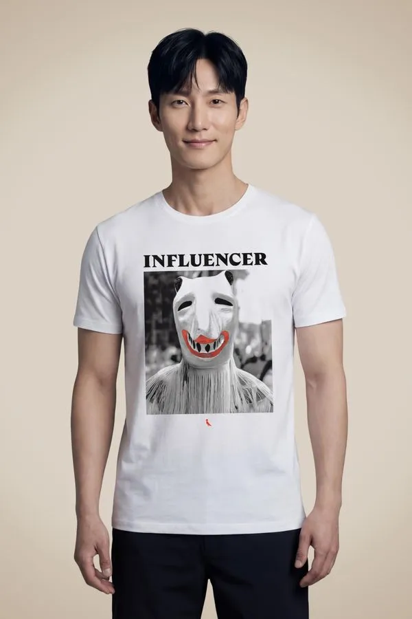 Camiseta Estampada Influencer La Ursa Branco - Gg