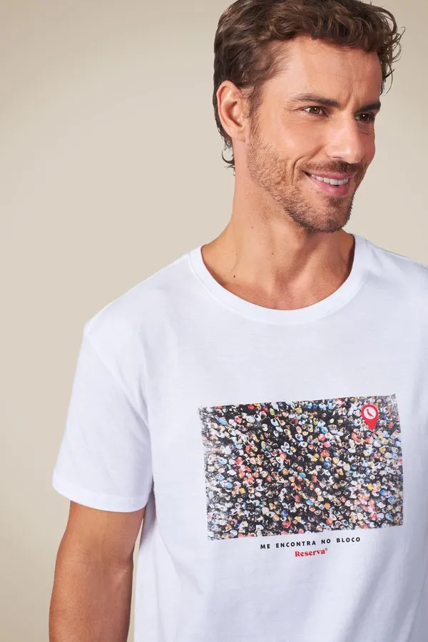 Camiseta Estampada Me Encontra No Bloco Branco - G