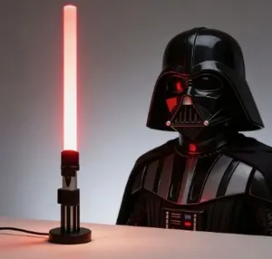 Luminária de Mesa Sabre de Luz Darth Vader – Oficial Licenciado Star Wars