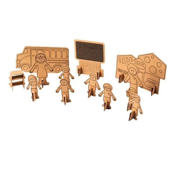 Jogo Educativo - Amigos na Escola - Eu Amo Papelão
