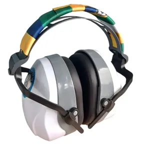Abafador branco para Autistas Torcedor Copa 26 DB
