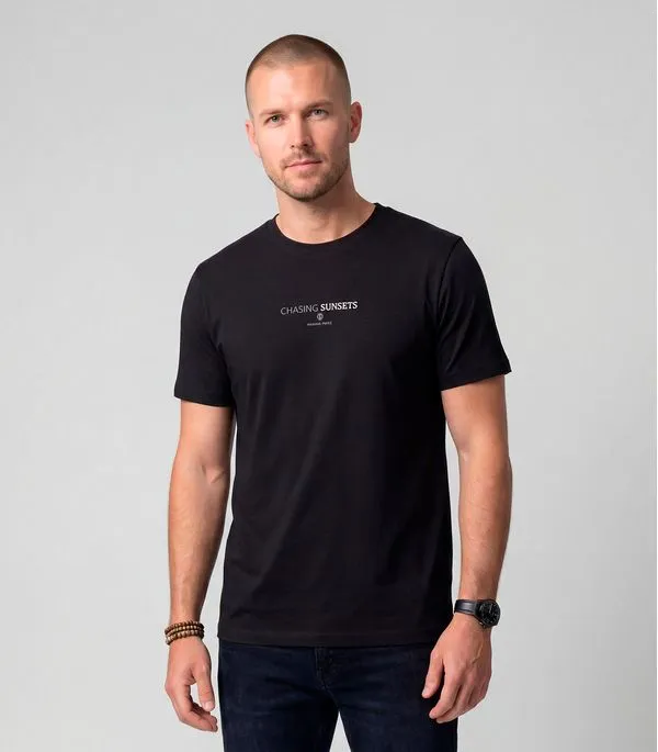 Camiseta Masculina Com Estampa Localizada Diametro Preto P