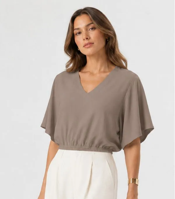 Blusa Feminina Com Decote Em V Infinita Cor Marrom M
