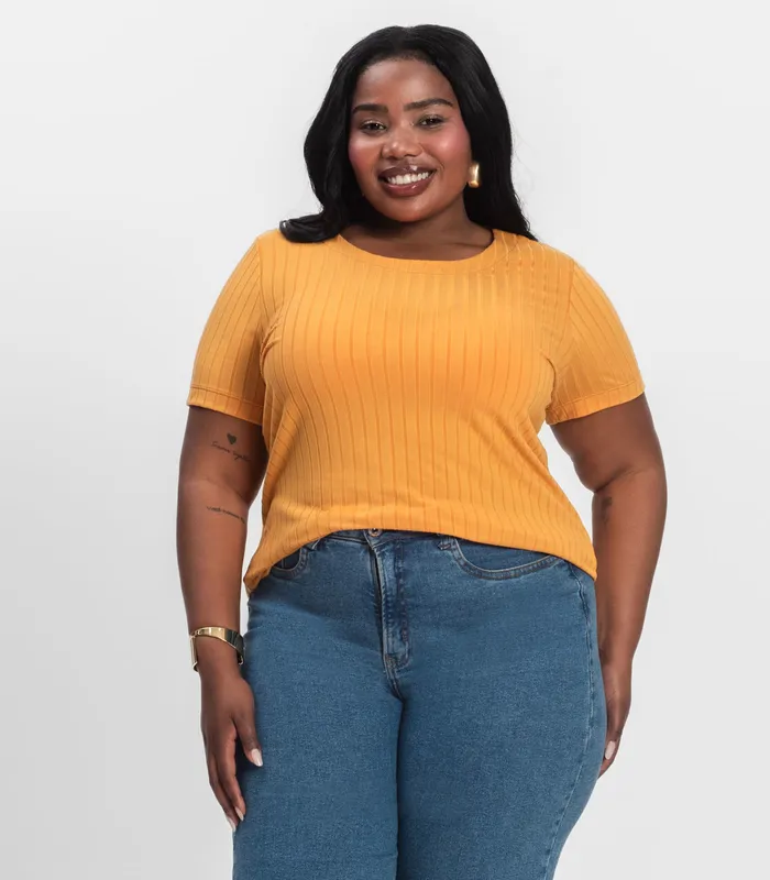 Blusa Malha Delicate Plus Infinita Cor Amarelo