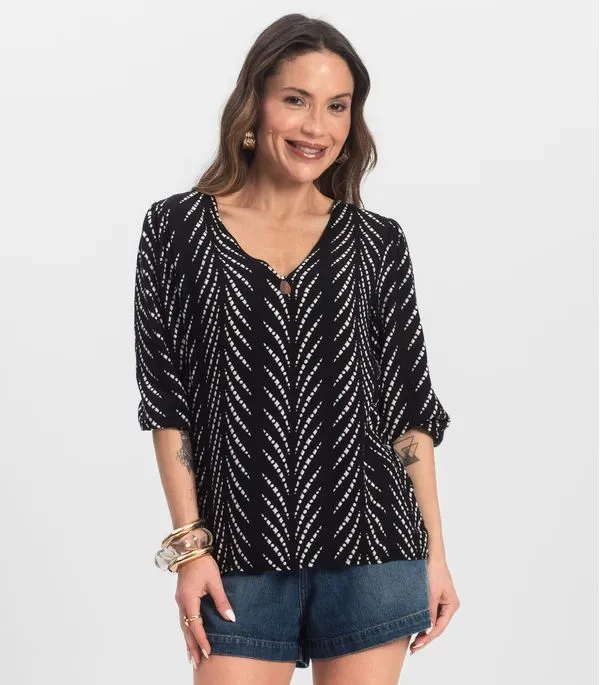 Blusa Manga Curta Infinita Cor Preto GG
