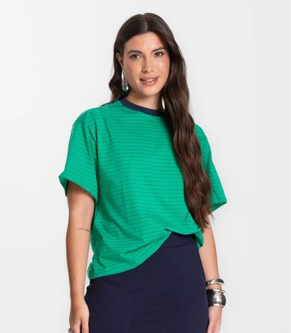 T- Shirt Feminina Infinita Cor Verde PP