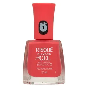 Esmalte Coral Cremoso Risqué Diamond Gel Meu Jardim Mágico Vejo Flores em Mim 9,5ml Esmalte Risqué Diamond Gel Meu Jardim Mágico Vejo Flores Em Mim 9,5ml