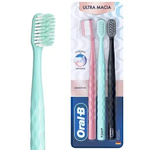 Escova de Dente Oral-B Sensitive Iconic 3 Unidades