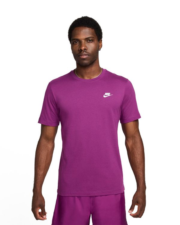 Camiseta Nike Sportswear Club Masculina - M