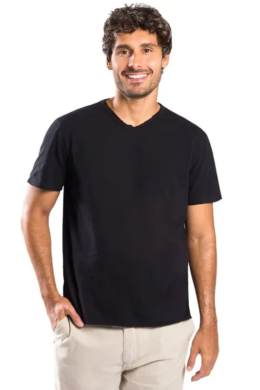 T-Shirt Básica Gola v Flamê Preta PRETA/G
