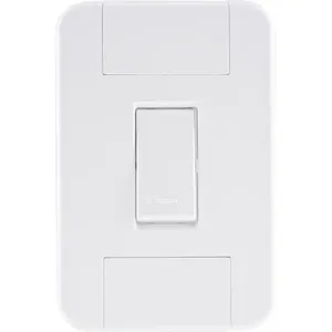 Conjunto 4x2 com 1 Interruptor Simples 10 A 250 V Tramontina Tablet Branco