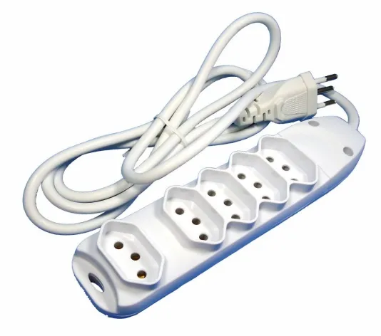 Extensão Elétrica 1,5m 3 Pinos c/ 5 Tomadas DNI