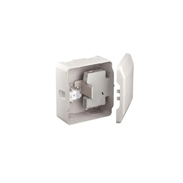 Caixa para ar condicionado com disjuntor 2x20 com tomada sobrepor 08679 Pial