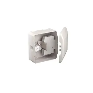 Caixa para ar condicionado com disjuntor 2x20 com tomada sobrepor 08679 Pial
