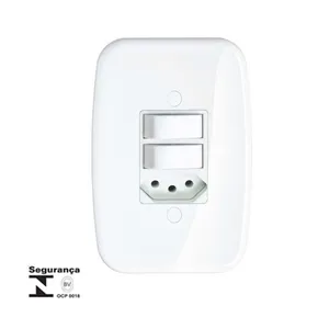 Interruptor duplo paralelo com tomada 10A 250V com placa Claris Prime