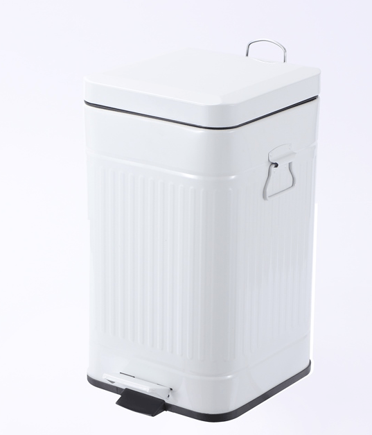 Lixeira em Zinco c/ Pedal 12L Branca Coisas Coisinhas