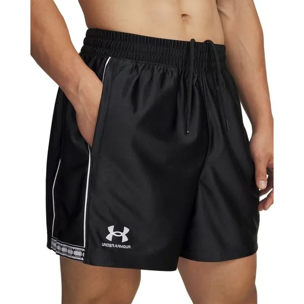 Shorts de Futebol Under Armour 96 Terrace Masculino Preto M