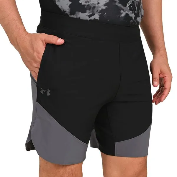 Shorts de Treino Masculino Under Armour Peak Woven Hybrid P Preto