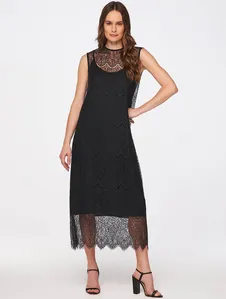 Vestido Midi Clássico PRETO P
