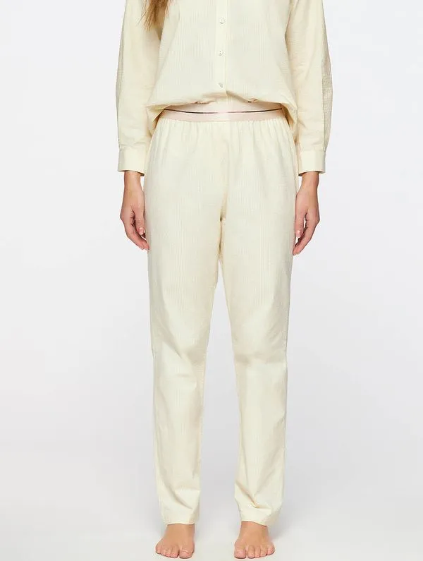 Calça Reta Comfort CAMOMILA NOVO P