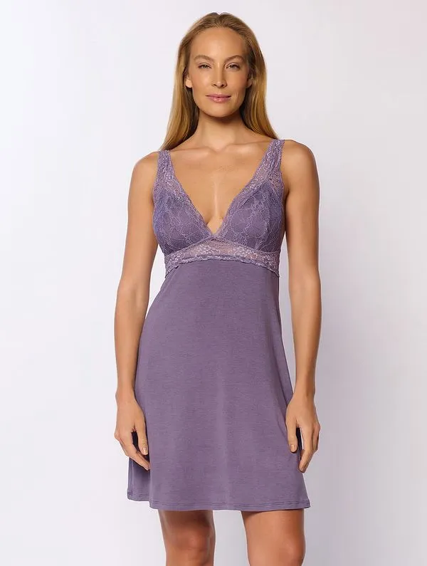 Camisola Curta Renda Essencial ALFAZEMA M