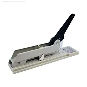 Grampeador de Longo Alcance Motivate 8200MT para Grampo 23-6 a 23-24MM Capacidade 200 Folhas Estrutura Reforcada Grampeador de Longo Alcance Motivate 8200MT para Grampo 23-6 a 23-24MM Capacidade 200 Folhas