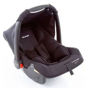 Bebê Conforto Beta 0 a 13kg com Alça Ajustável e Almofada Redutora Preto Voyage Bebê Conforto Beta 0 a 13kg com Alça de 4 Posições Preto Voyage