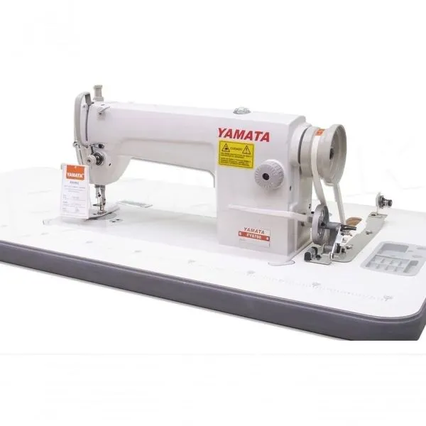 Máquina de Costura Reta Industrial Yamata Fy8700