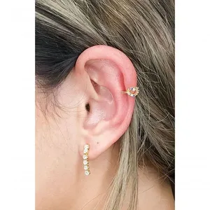 Piercing Fake Floratta Joias Coração de Zircônias Coloridas Banhado em Ouro 18k Dourado Piercing Fake Floratta Joias Coração Zircônias Coloridas Ouro 18k Dourado