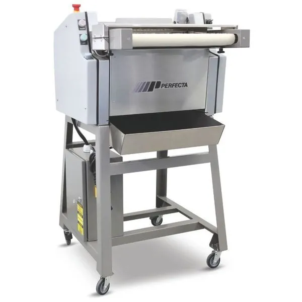 Modeladora de Pães Mod Perfecta Laminação por Cilindros Modelagem por Feltro 220V Perfecta Modeladora de Pães Mod Perfecta Laminação Cilindros Modelagem Feltro 220V Perfecta